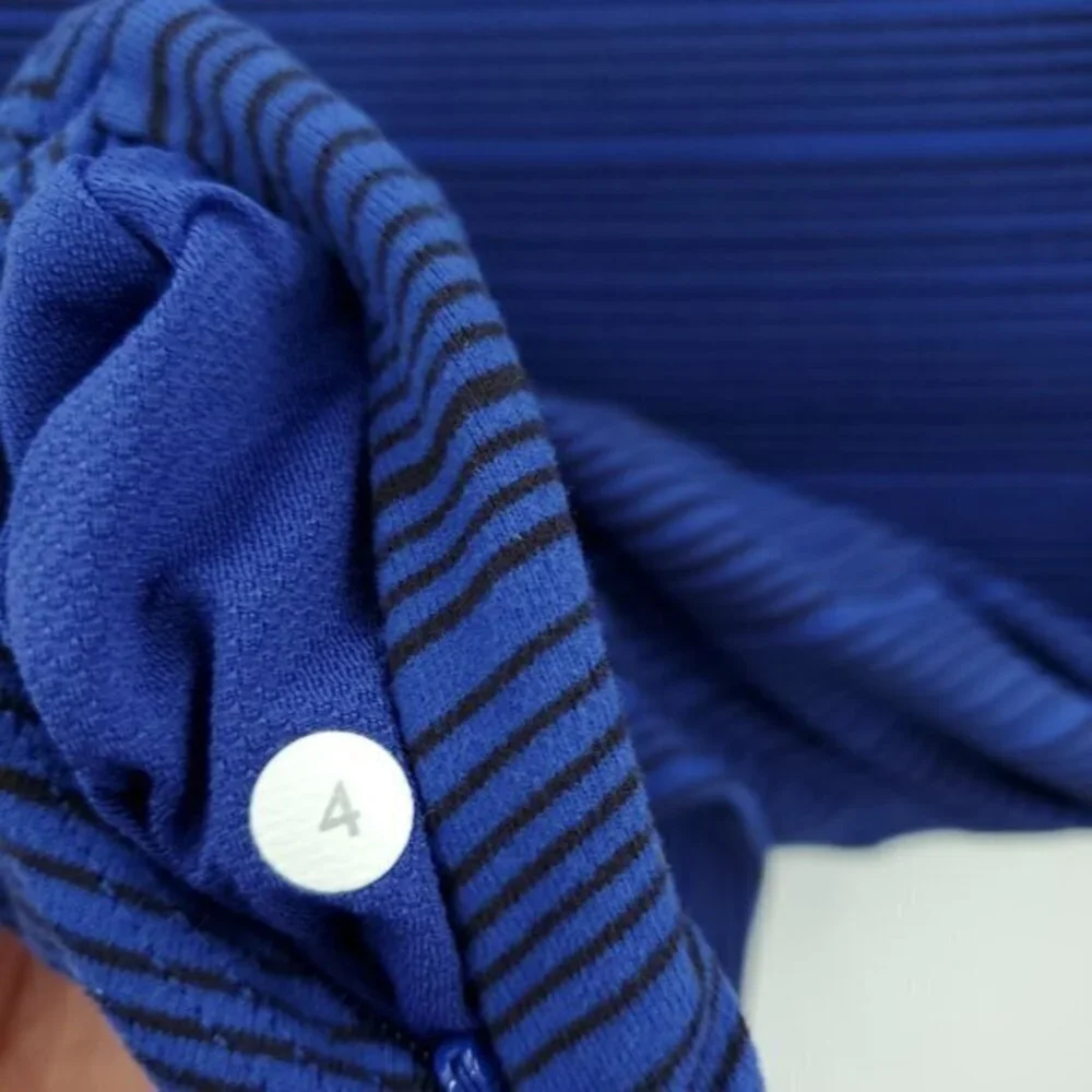 Lululemon Kanto Catch Me Long Sleeve 4 Kanto Stripe Sapphire Blue Black
